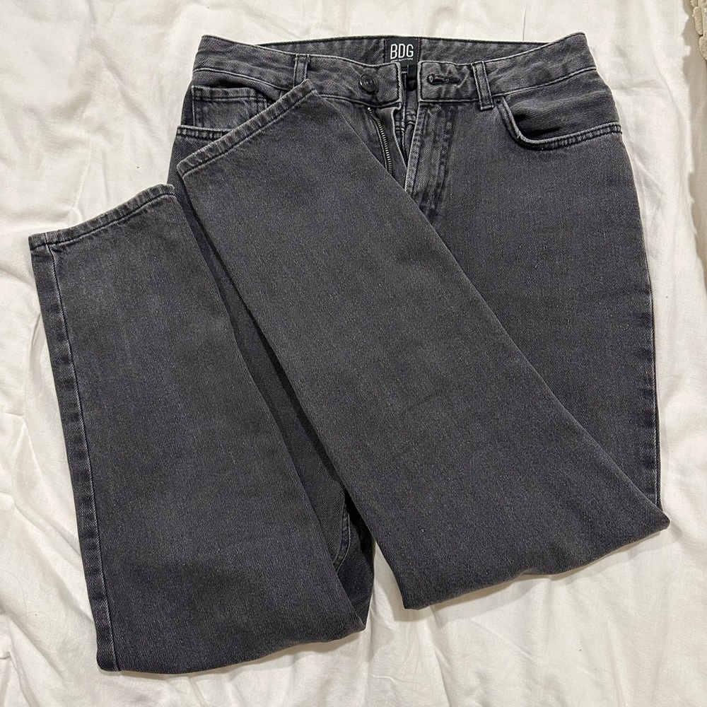 Black mom jeans